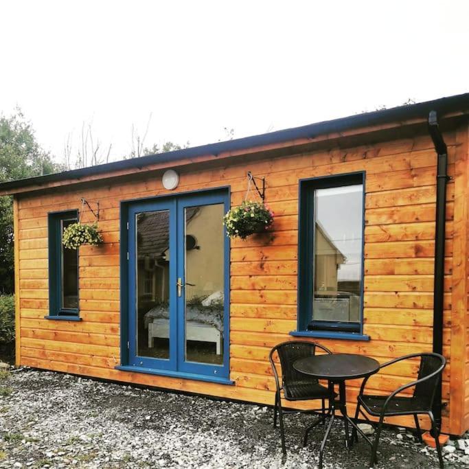 Ceaser'S Cabin Is A Cosy 1 Bedroom Cabin Lahinch Eksteriør bilde